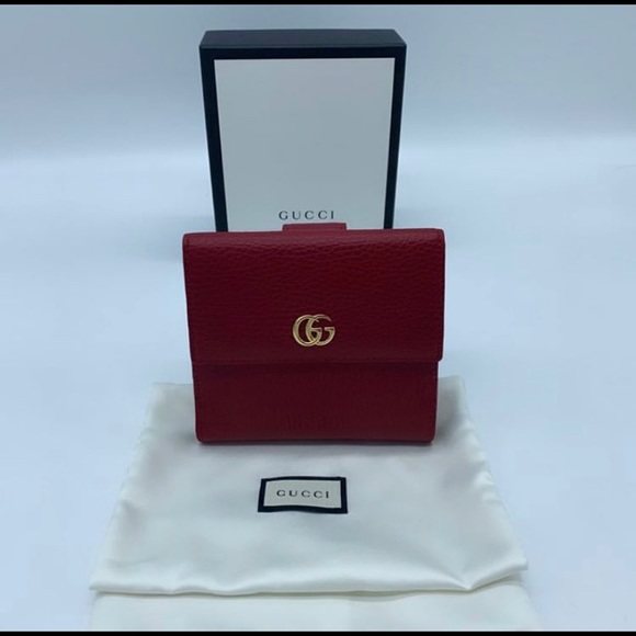 Authentic Gucci Leather Flap Wallet - Picture 6 of 6